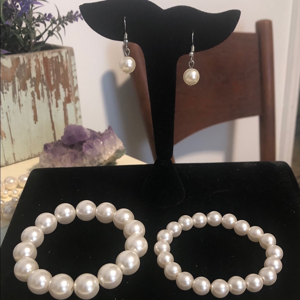 3pc Faux Pearl Jewelry Lot | 2 Stretch Bracelets & Drop Earrings